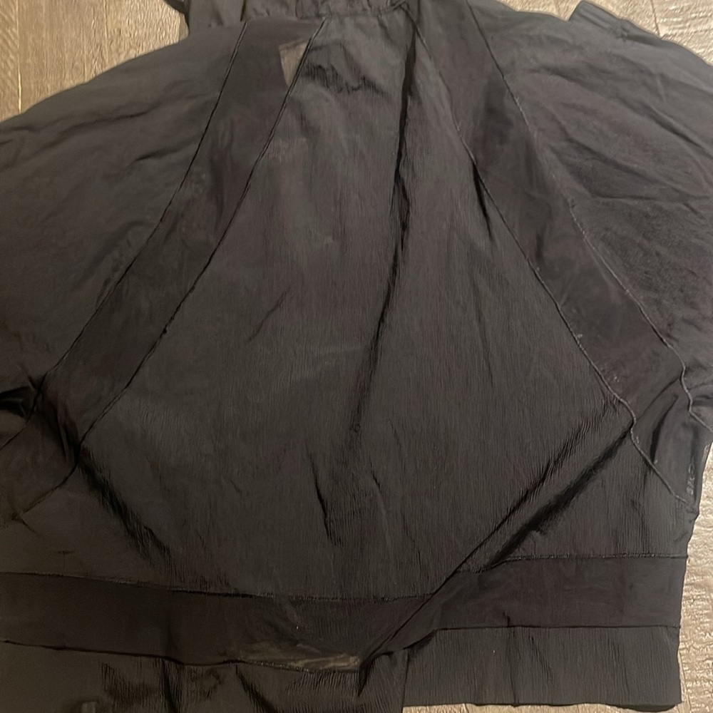 Lululemon In Deth - Picture 6 of 10